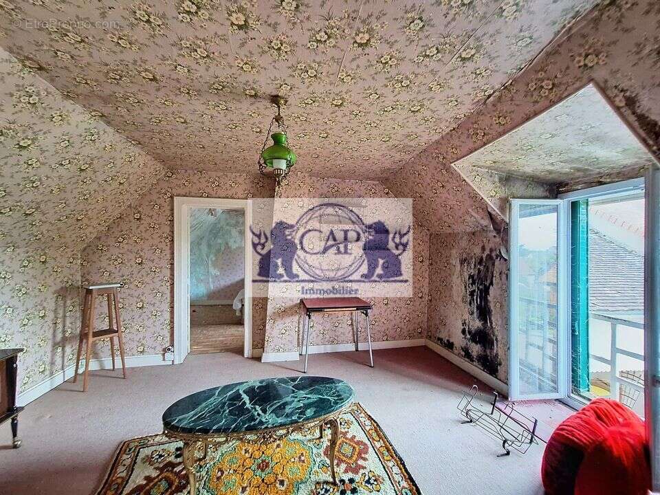 Maison à PONT-SUR-YONNE