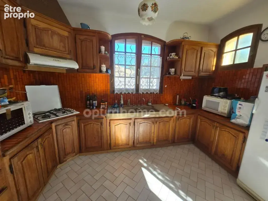 Martigues saint-jean – maison plain-pied 127,50 m² – terrain 1 170 m² – 3 chambres – garage – cave à vin - photo 13