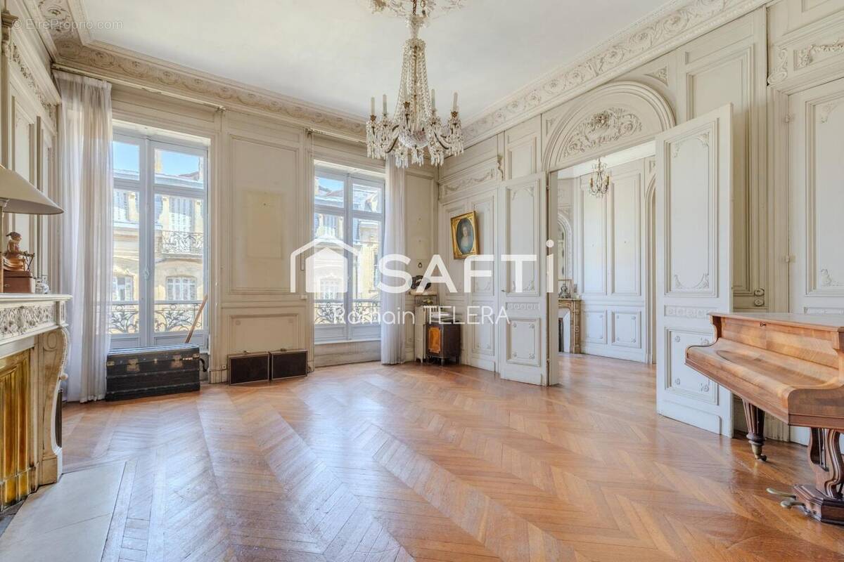Photo 1 - Appartement à BORDEAUX