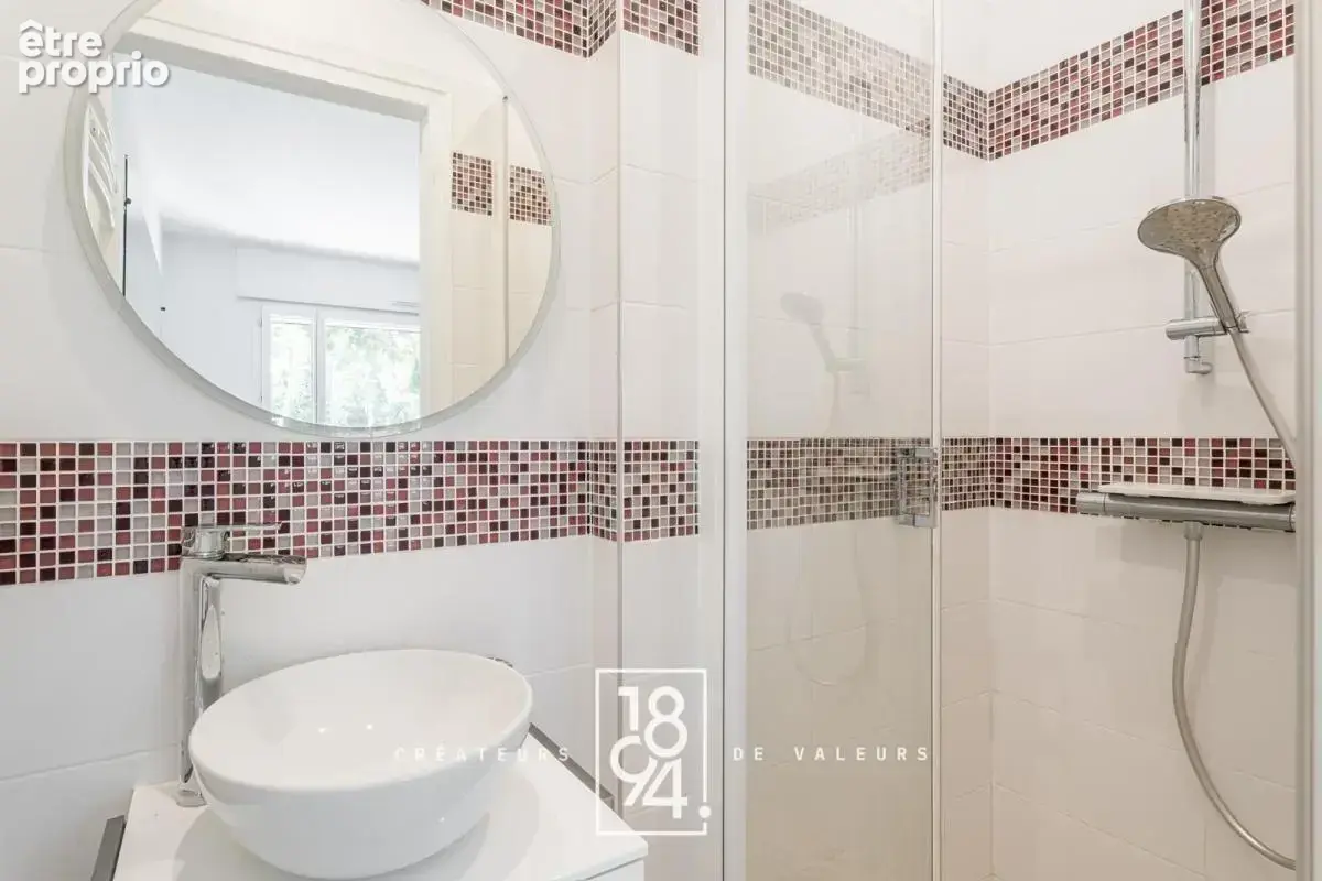 Appartement  Cassis  128 m2  Garage  stationnement - photo 16