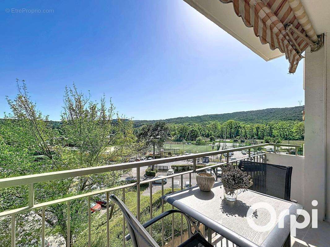 Appartement à VILLENEUVE-LOUBET