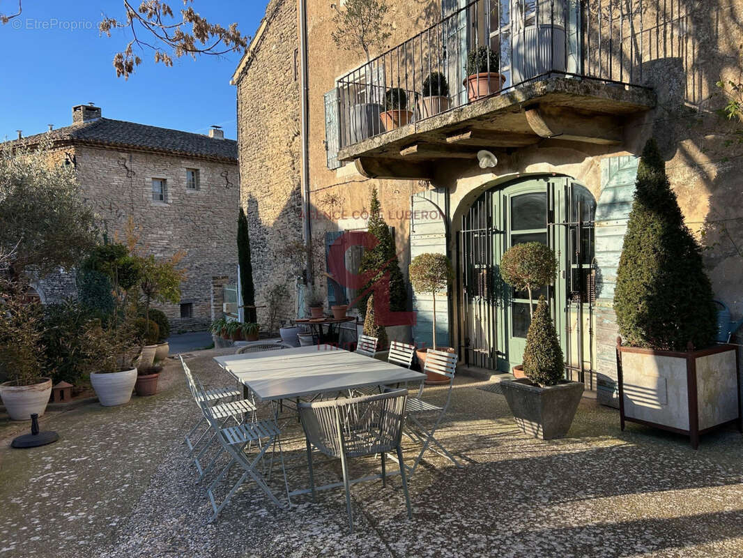 Maison à CABRIERES-D'AVIGNON