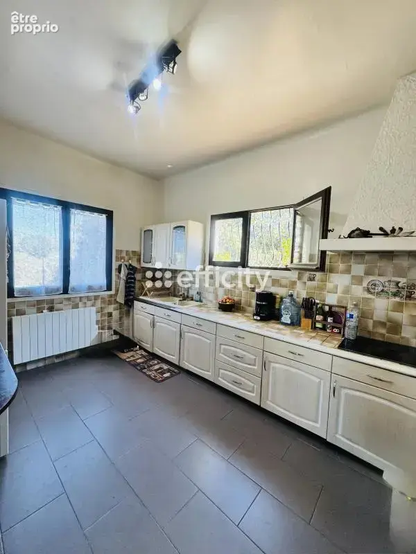 Appartement 4 pièces 86 m² à vendre à Berre-Les-Alpes (06390) - photo 7