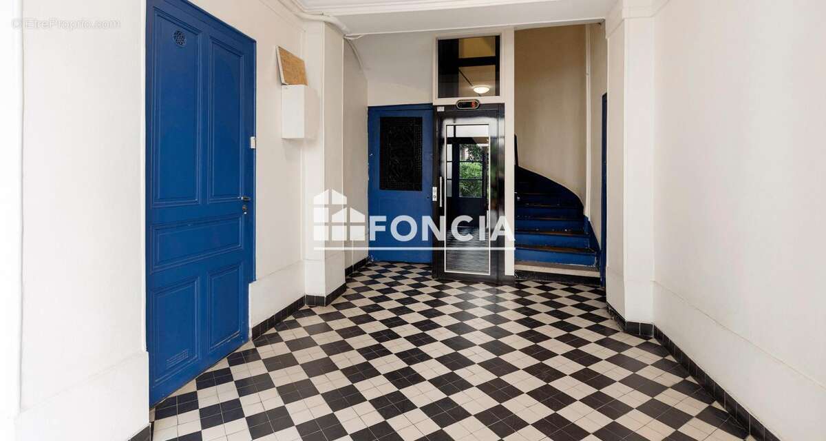 Appartement à PARIS-9E