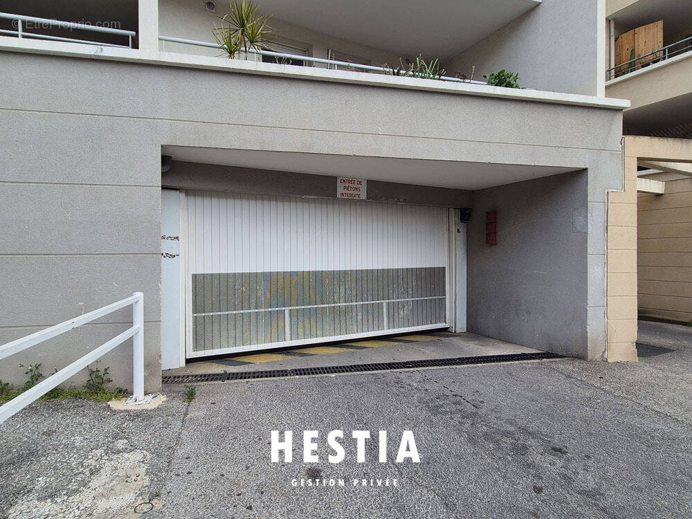 Parking à MARSEILLE-13E