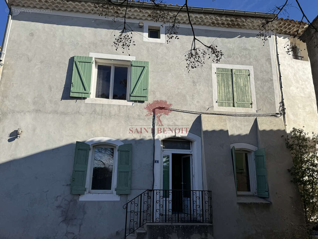 Maison à MONTPEYROUX