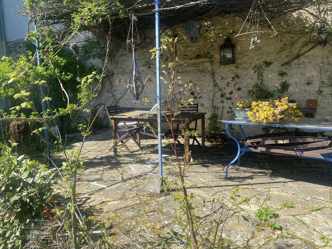 Maison à BELLAC