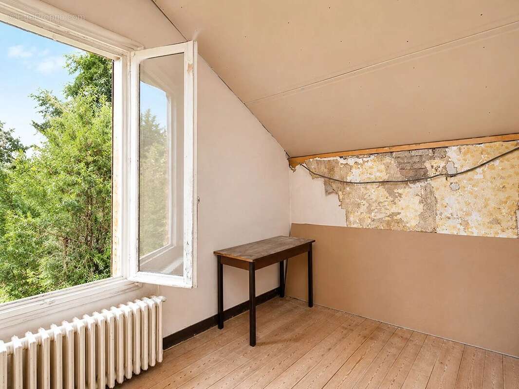Croissy sur seine - charmante 1930 de 90 m² - terrain 515 m² - à 7 mn des ecoles et du centre ville - photo 6