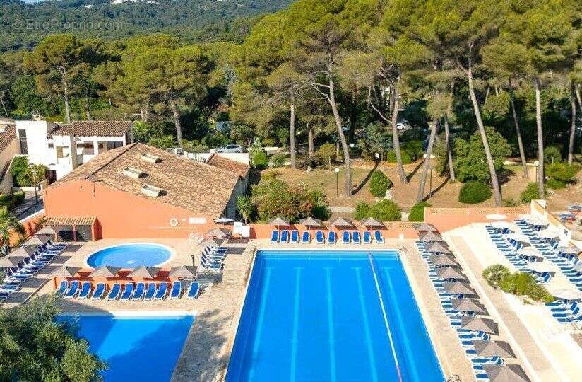 Appartement à LA COLLE-SUR-LOUP