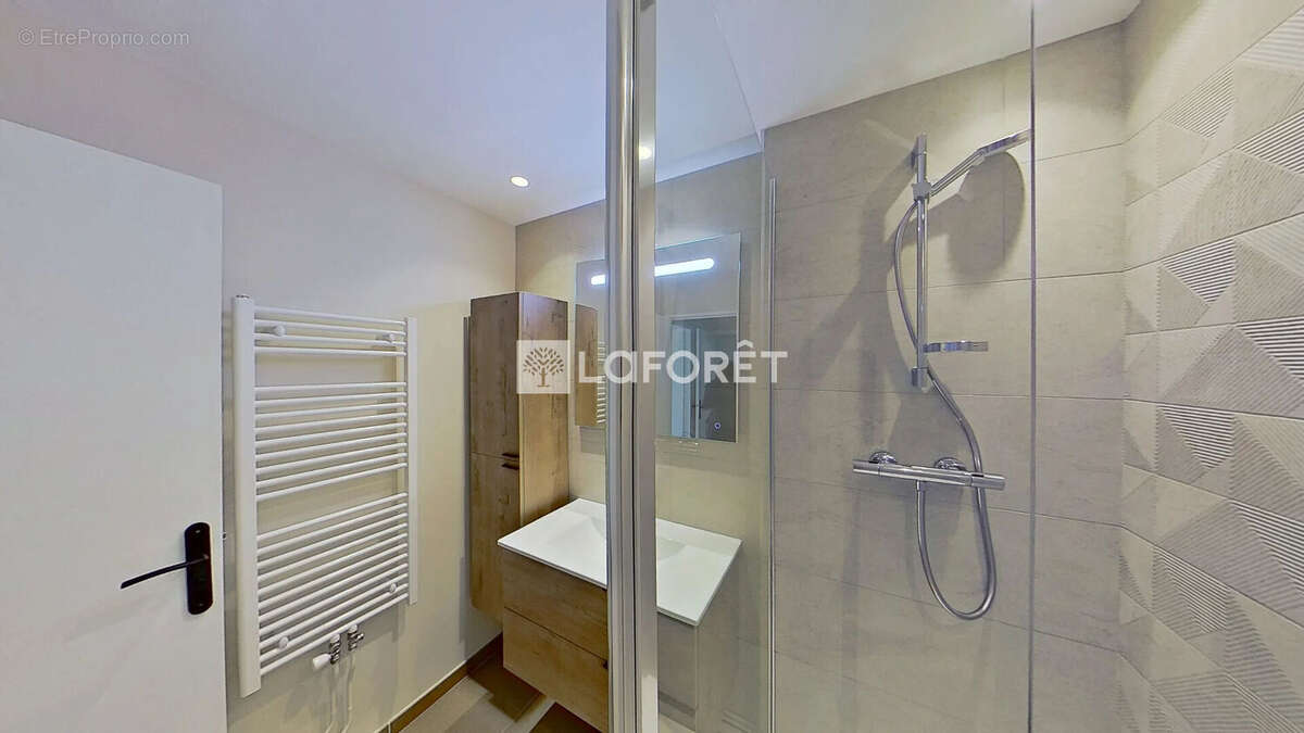Appartement à LYON-8E