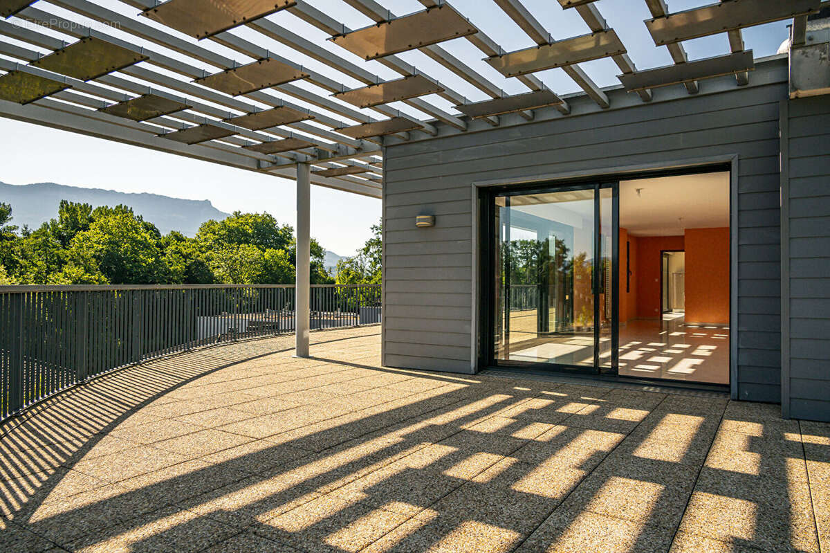 Appartement à LE BOURGET-DU-LAC