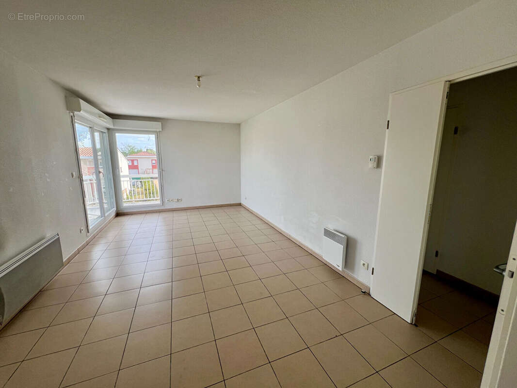Appartement à BELIN-BELIET