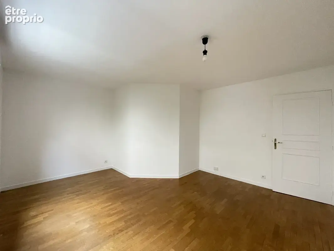 CLICHY - Grand Studio - Mairie de Clichy - photo 6