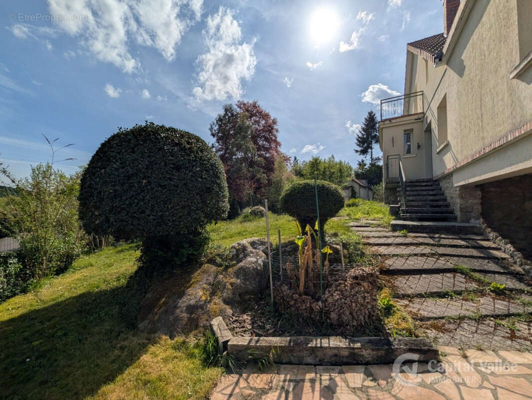 Maison à CHEVREUSE