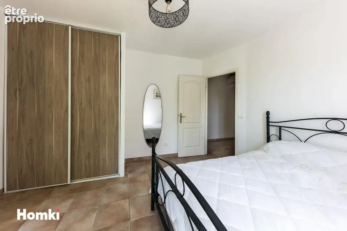 Maison/Villa T5 de 111 m² à Le Luc 83340 - photo 12