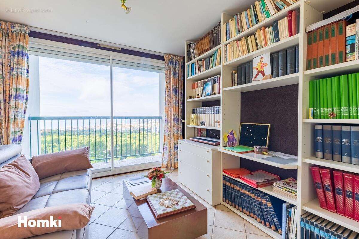 Appartement à MARSEILLE-8E