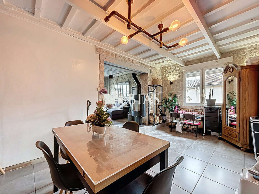 Maison à CLEON