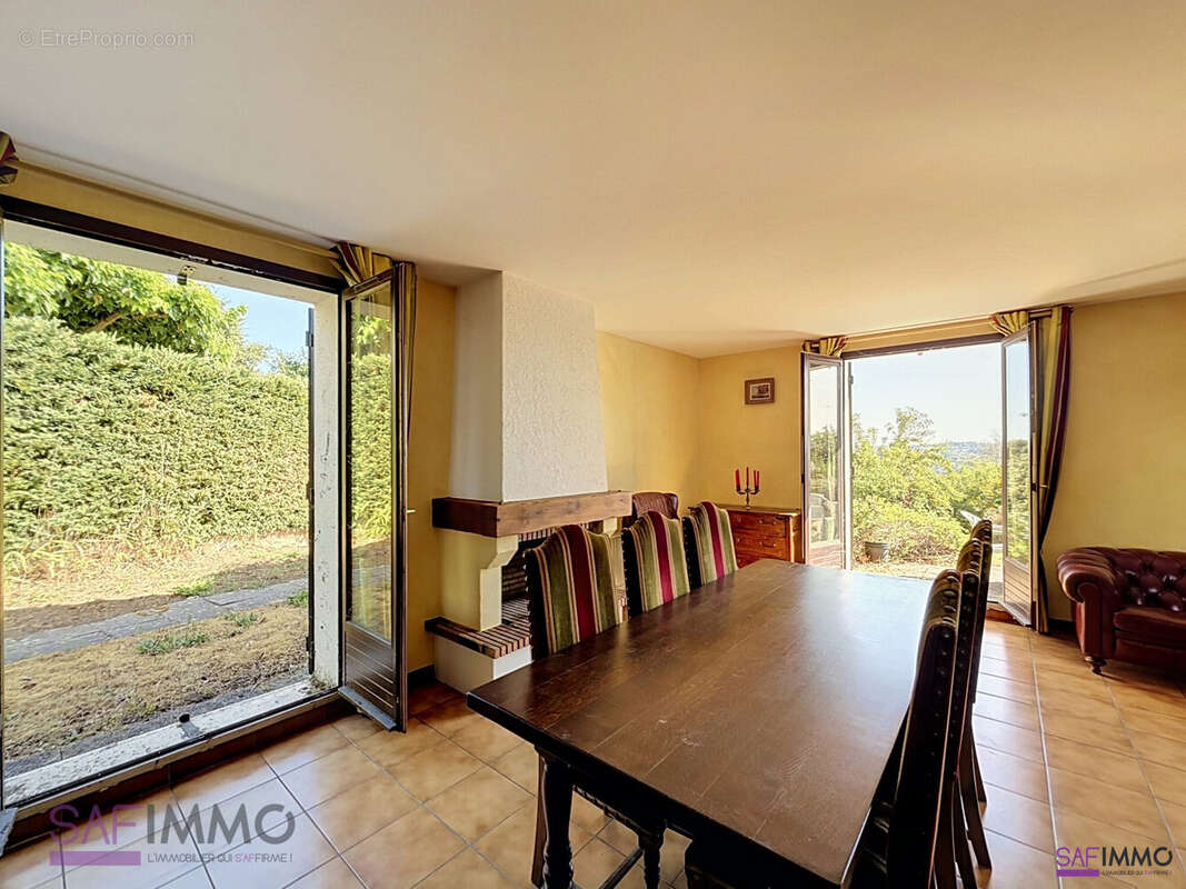 Maison 145 m² à Chaponost  - photo 7