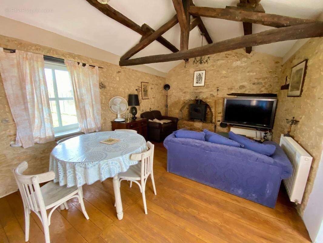 Maison à SAINTE-ALVERE