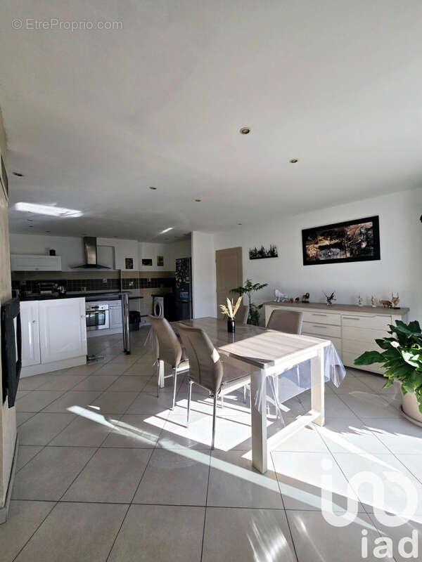 Photo 6 - Appartement à CUGES-LES-PINS