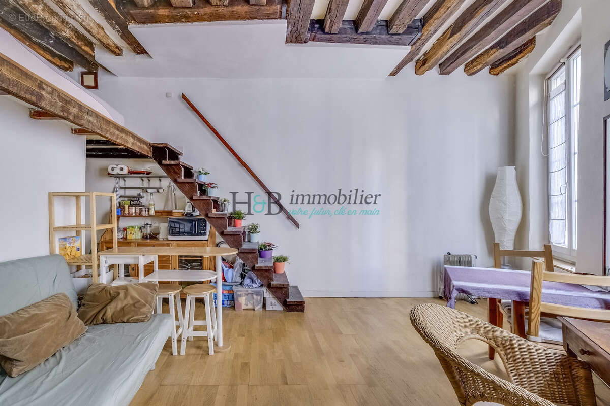 Appartement à PARIS-12E