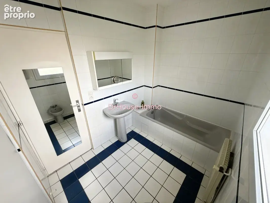 Maison 5 pièces 122 m² à vendre à Niort (79000) - photo 65
