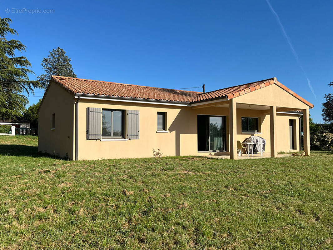 Maison à CUBJAC