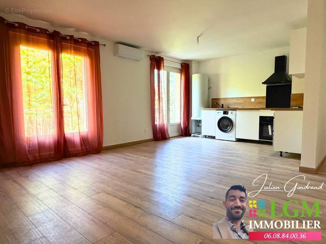 Appartement à NIMES