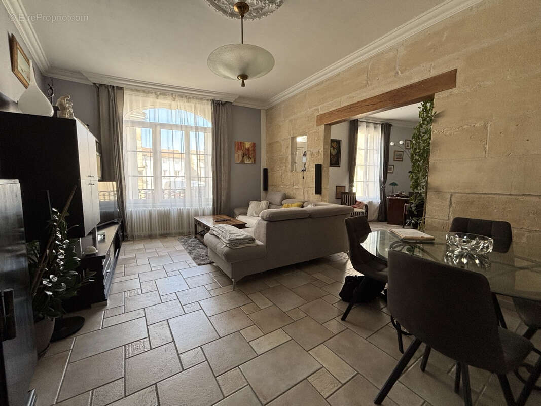 Maison à TONNAY-CHARENTE