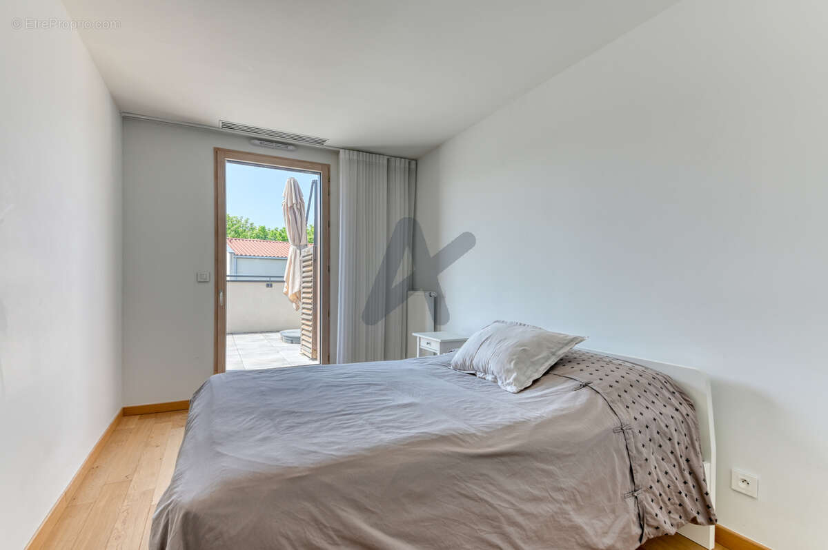 Appartement à SAINT-CYR-AU-MONT-D'OR