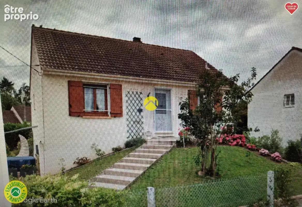 Maison à SAINT-AMAND-MONTROND