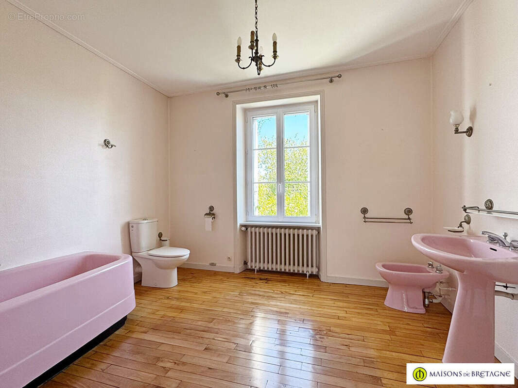 Maison à RIEC-SUR-BELON