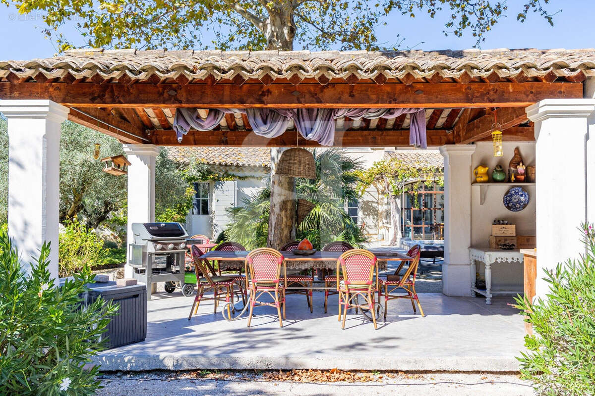 Maison à EYGALIERES