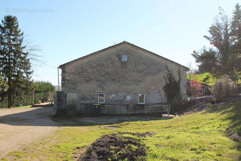 Maison à vendre 4 pièces 120 m² proche de MARMANDE (47)- Dépendances- Terrain 11 000m² - photo 14