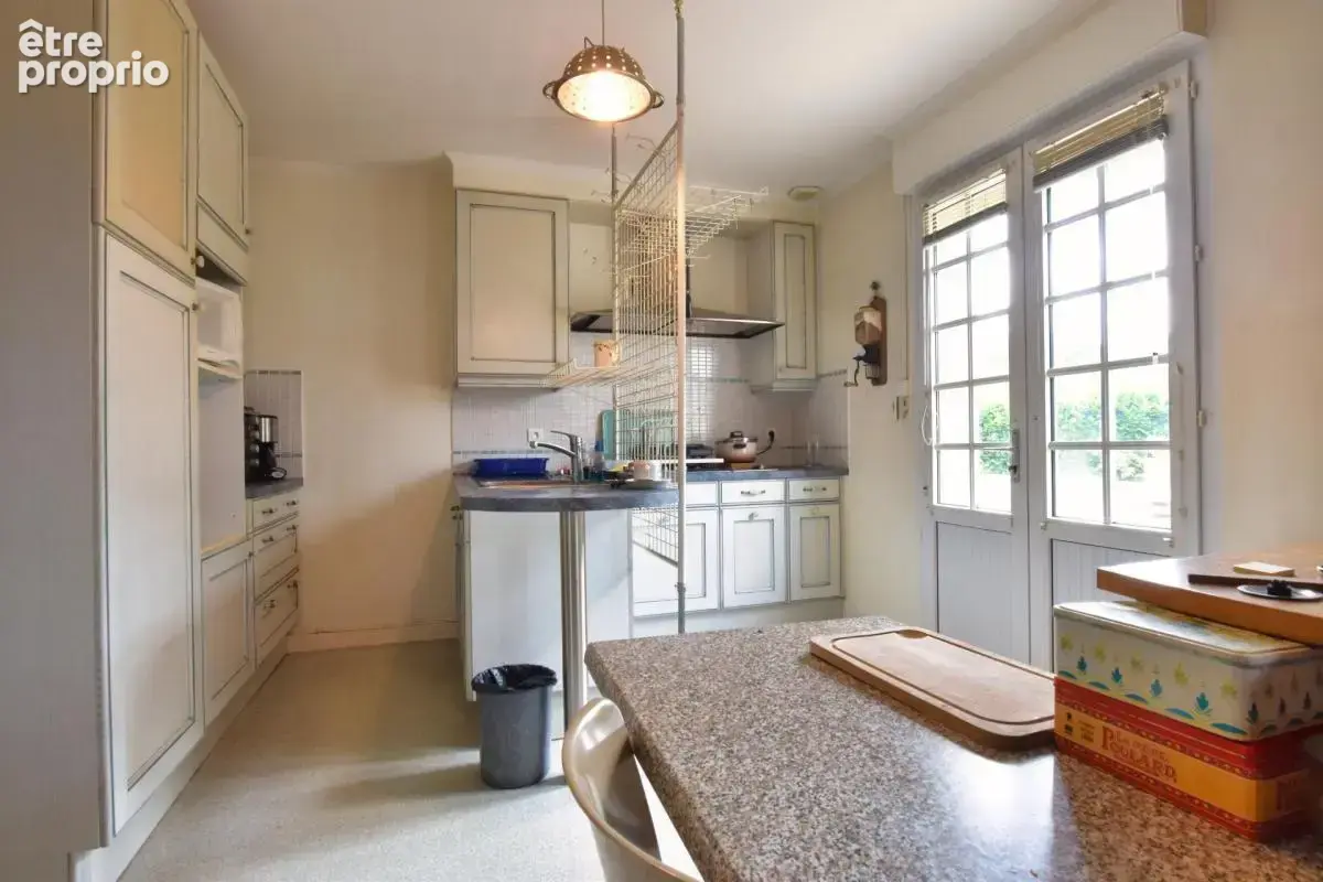 Maison, 7 pièces, 140 m² - photo 3