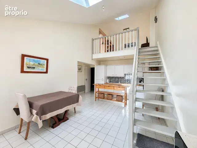BRETIGNY-SUR-ORGE - APPARTEMENT DUPLEX F3 - 90 m2 au sol - Hauteur Cathédrale - Excellent état - Petite réside - photo 2