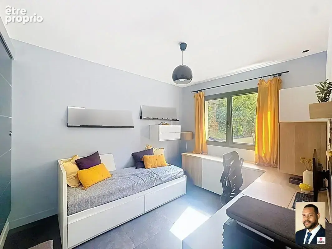 Maison contemporaine de 2011 - DPE B - photo 6