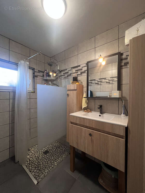 Maison à YGOS-SAINT-SATURNIN