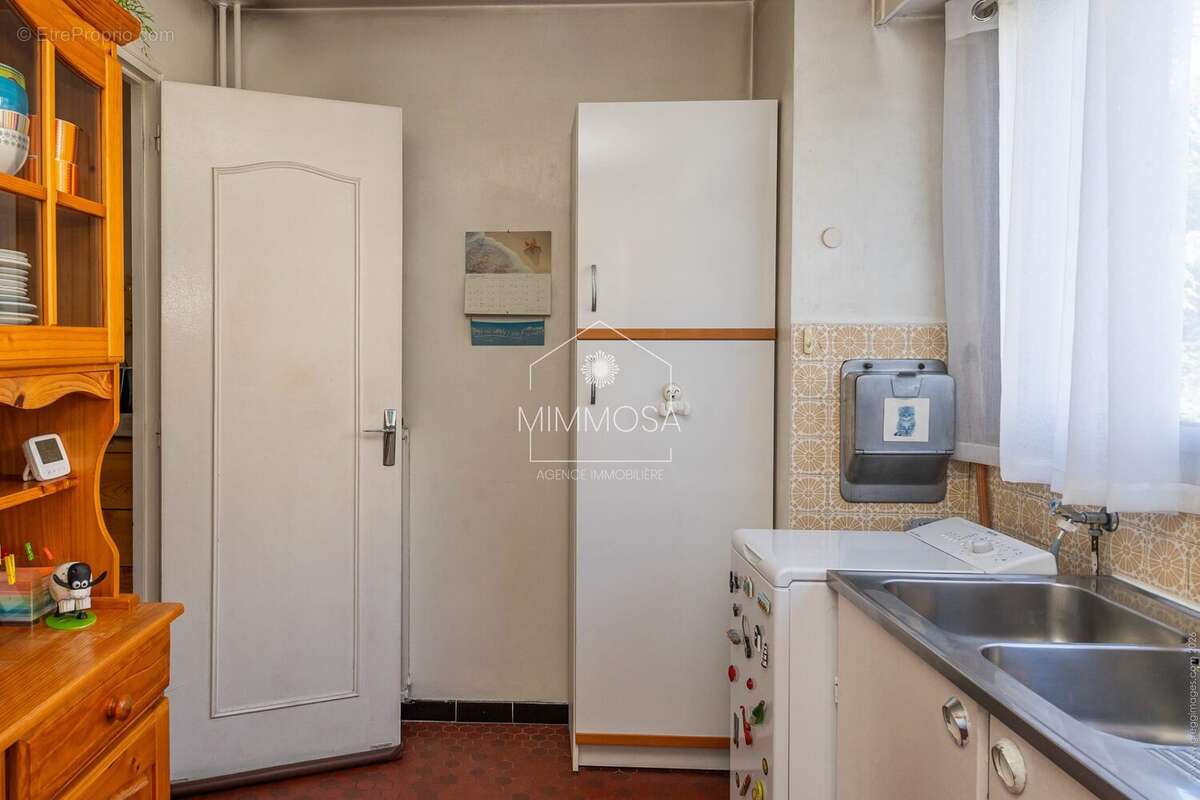 Appartement à LES PAVILLONS-SOUS-BOIS