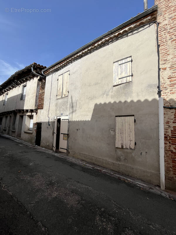 Maison à SAINTE-LIVRADE-SUR-LOT