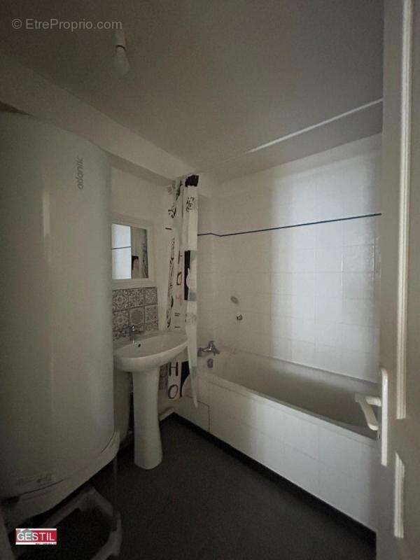 Appartement à NEUVILLE-SUR-OISE