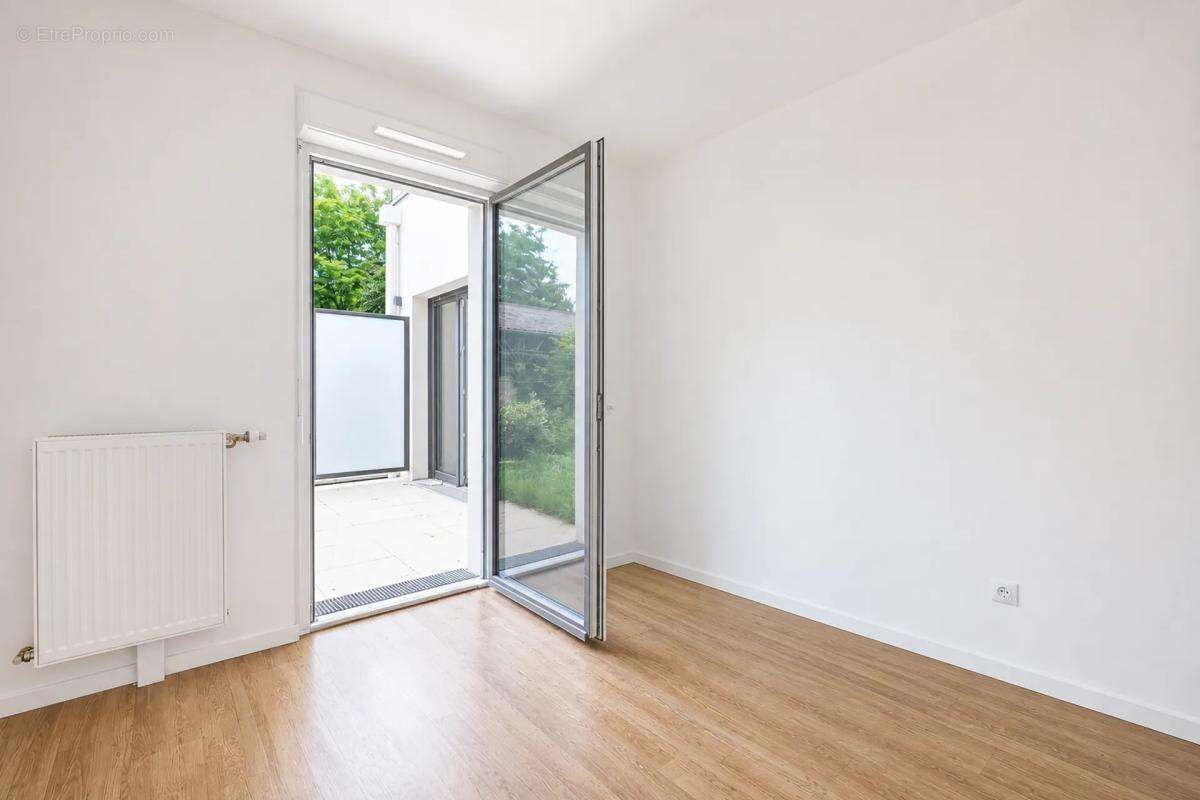 Appartement à MOISSY-CRAMAYEL