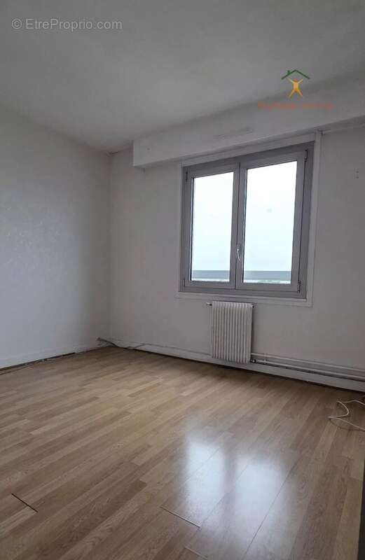 Appartement à L'HAY-LES-ROSES