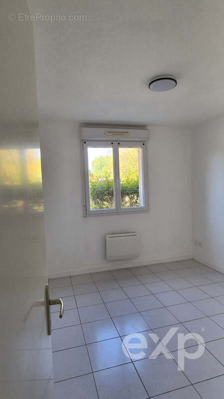Chambre 2 (1) - Appartement à CAVIGNAC
