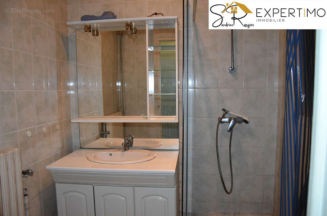 Maison à SAINT-GERVAIS-D&#039;AUVERGNE