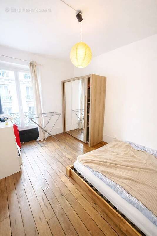 Appartement à PARIS-11E