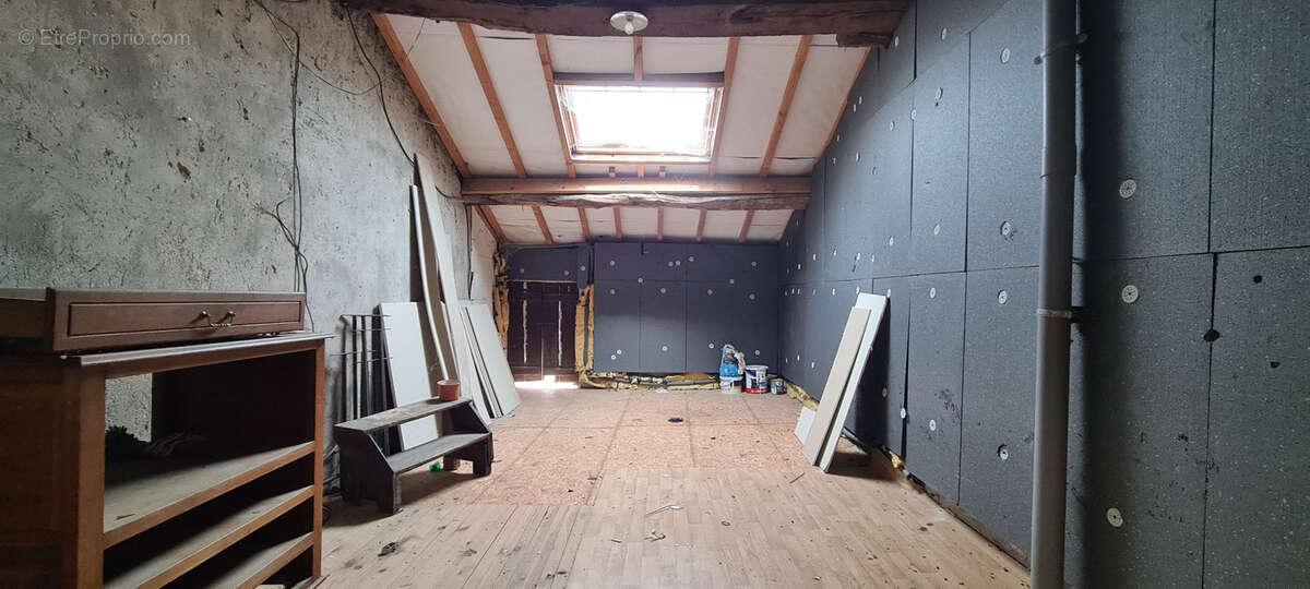 Maison à LINY-DEVANT-DUN