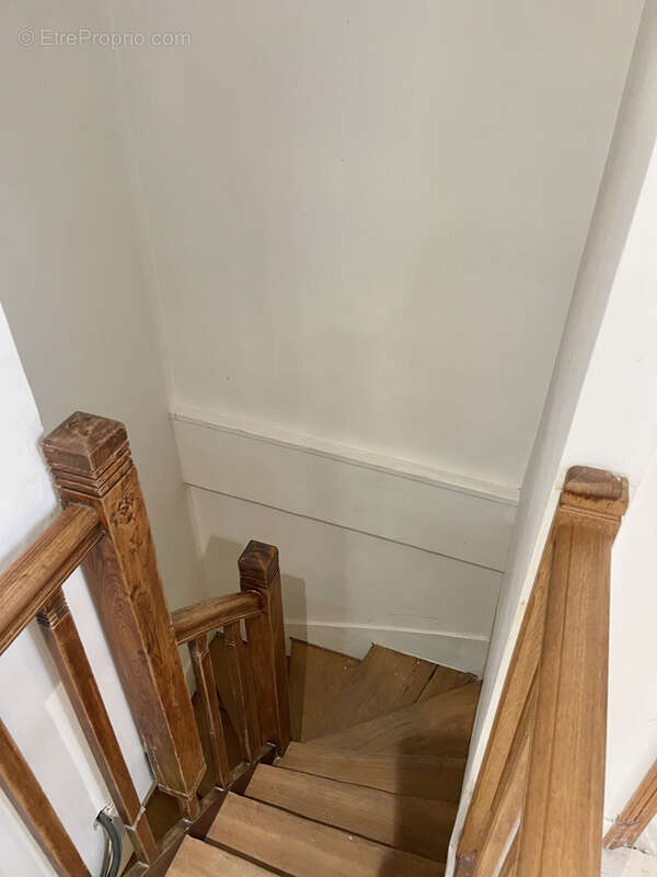 Commerce à PARIS-16E