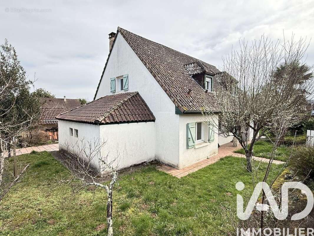 Photo 6 - Maison à SAINT-PANTALEON-DE-LARCHE