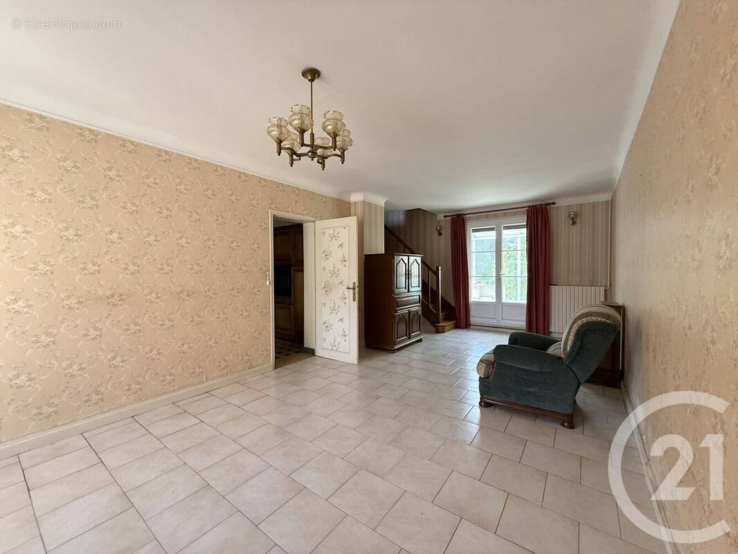 Maison à CLOYES-SUR-LE-LOIR